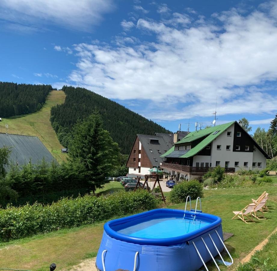 Pension Renata Гаррахов Екстер'єр фото